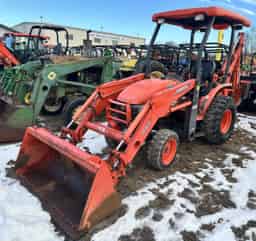 TRACTOR-LOADER-BACKHOE, KUBOTA B26