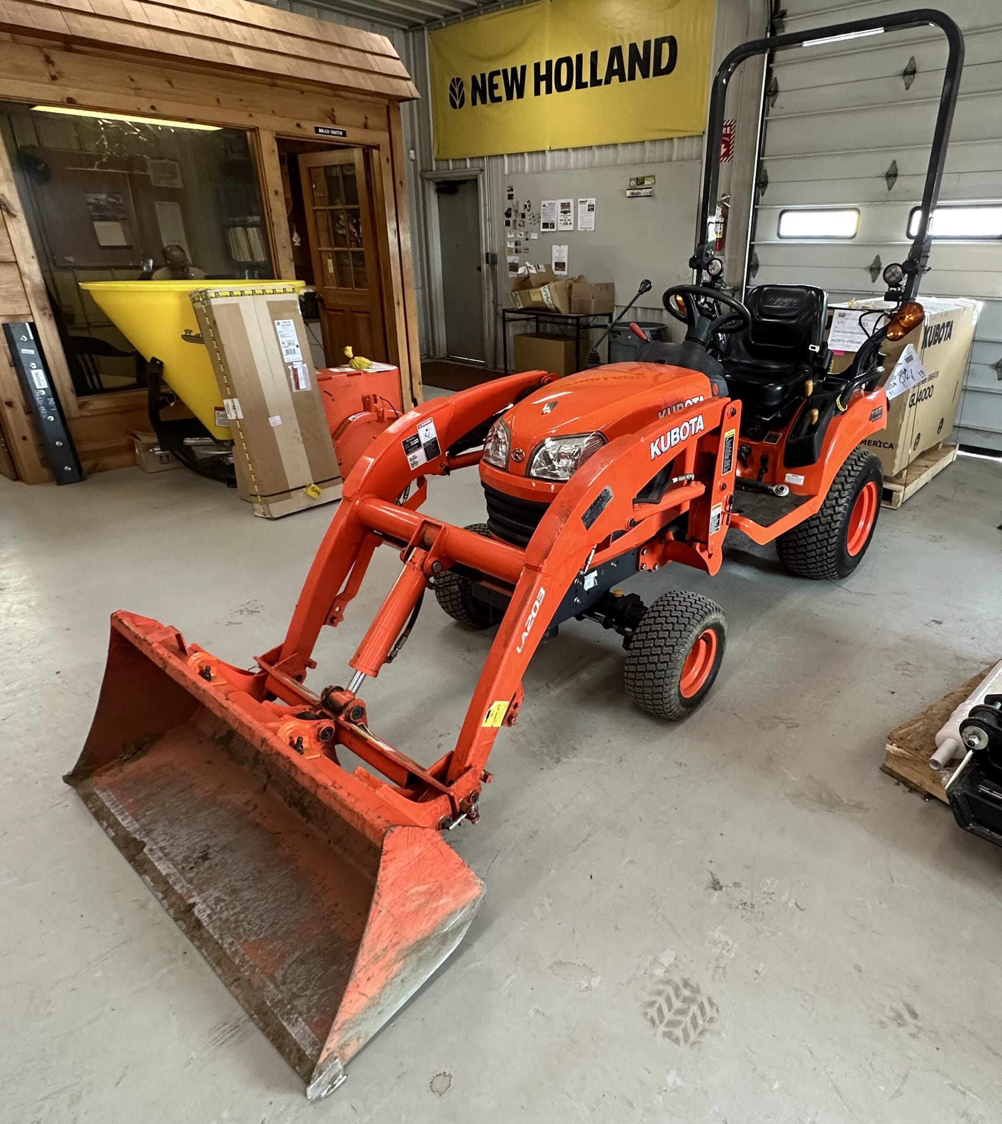 TRACTOR-LOADER, KUBOTA BX1870