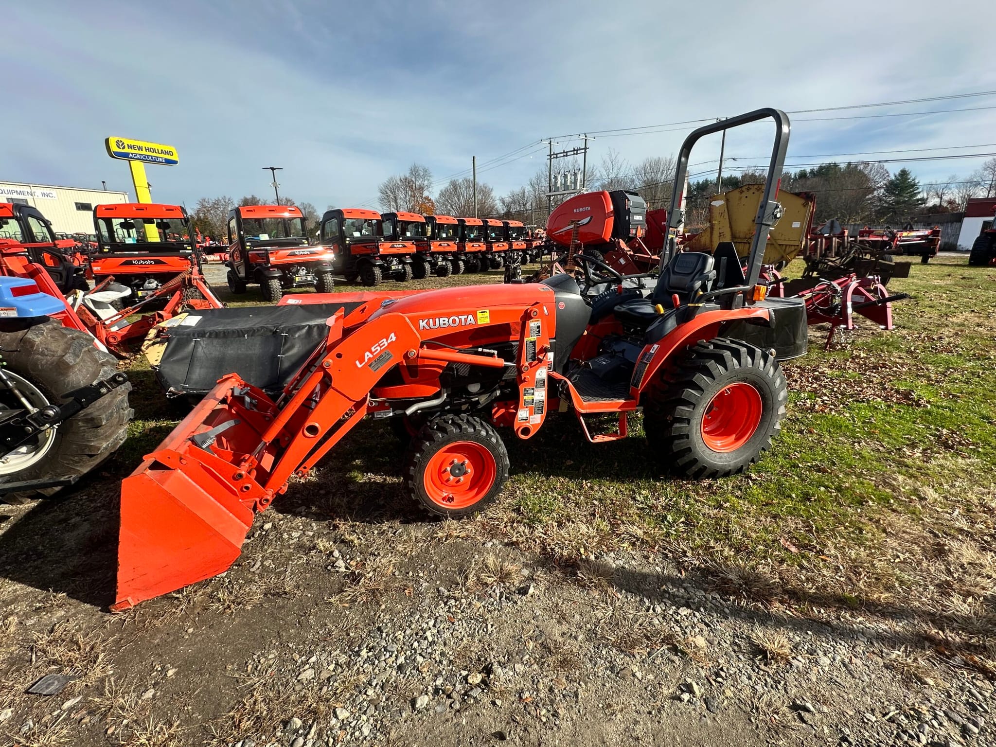 TRACTOR-LOADER, KUBOTA B2650HSD