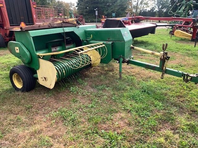 SQUARE BALER, JOHN DEERE 336