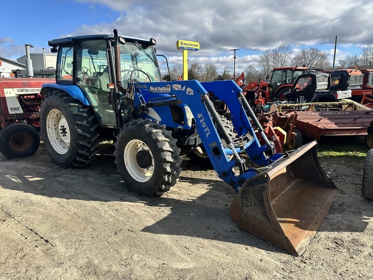CAB TRACTOR, LOADER – NEW HOLLAND TL100A