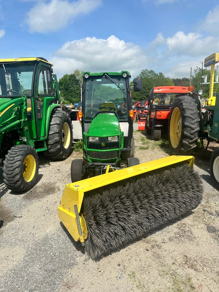 CAB TRACTOR, JOHN DEERE 1025R